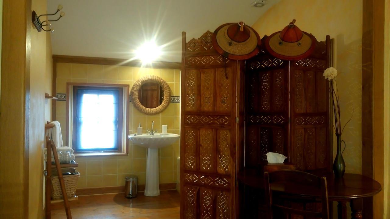 Moulin Madame - Gites & Chambres D'Hotes Dracy-le-Fort Exterior foto