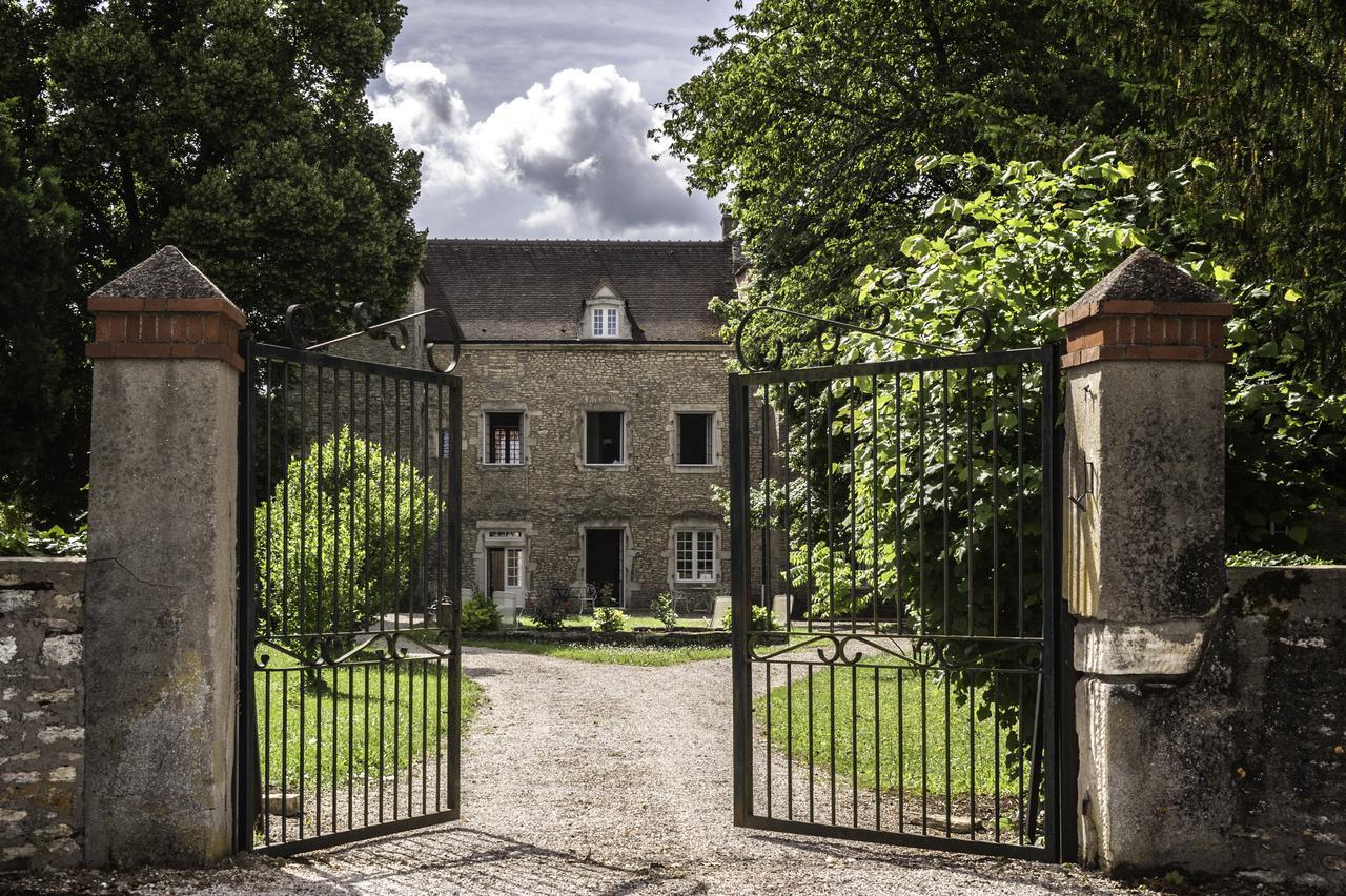 Moulin Madame - Gites & Chambres D'Hotes Dracy-le-Fort Exterior foto
